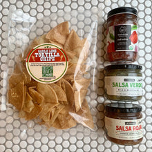 Load image into Gallery viewer, Easton Salsa Co Garlic Lime Tortilla Chips 8oz
