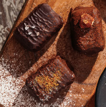 Load image into Gallery viewer, Fine &amp; Raw 8 Piece Truffle Set
